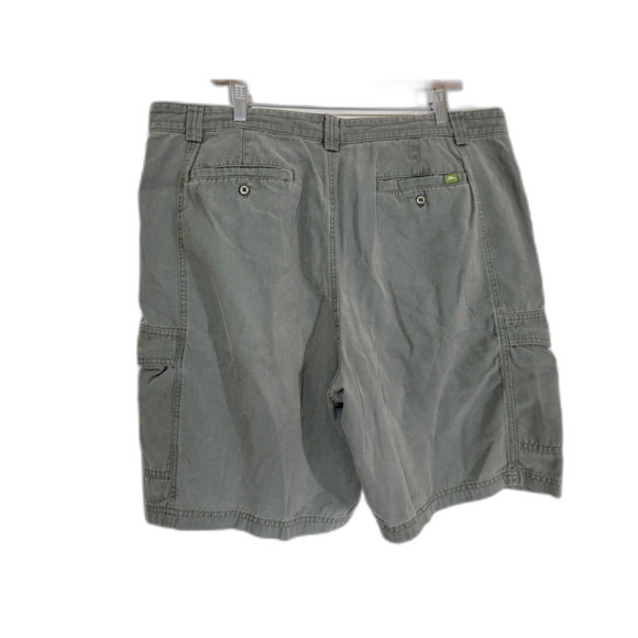 Tommy Bahama Relax Men's Cargo Shorts - 40 - Picture 2 of 7